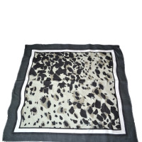 Burberry Cloth with animal print