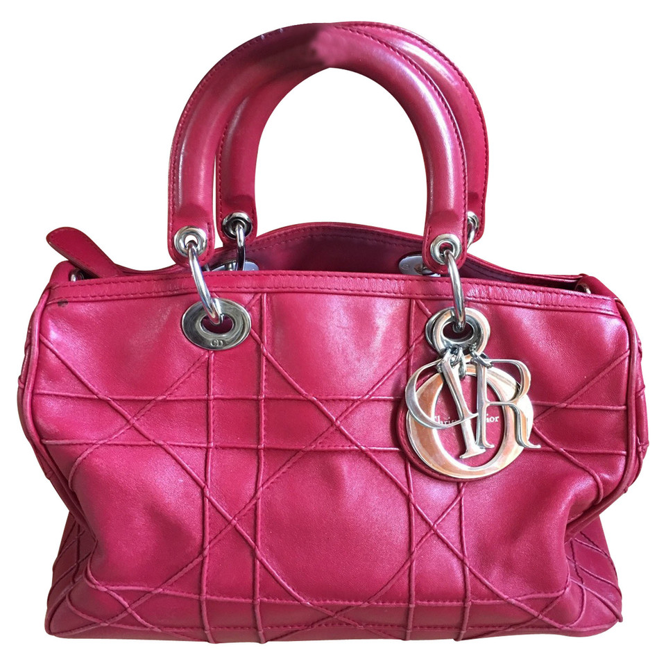 Christian Dior Handtasche aus Leder in Rot