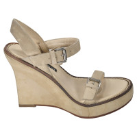 Ann Demeulemeester Sandalen aus Wildleder in Beige