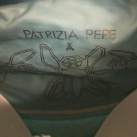 Patrizia Pepe veste vers le bas