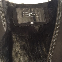 Style Butler Fur vest in black