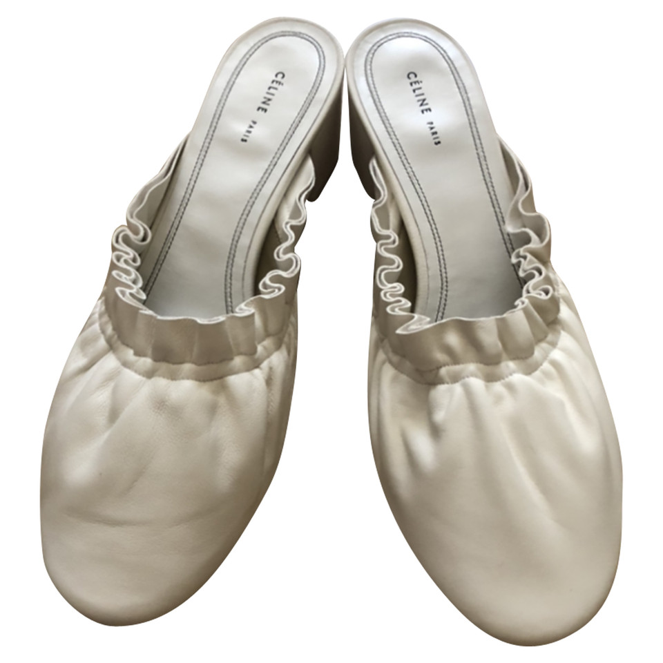 Céline Slipper/Ballerinas aus Leder in Weiß