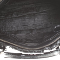 Prada Handtasche aus Lackleder in Schwarz
