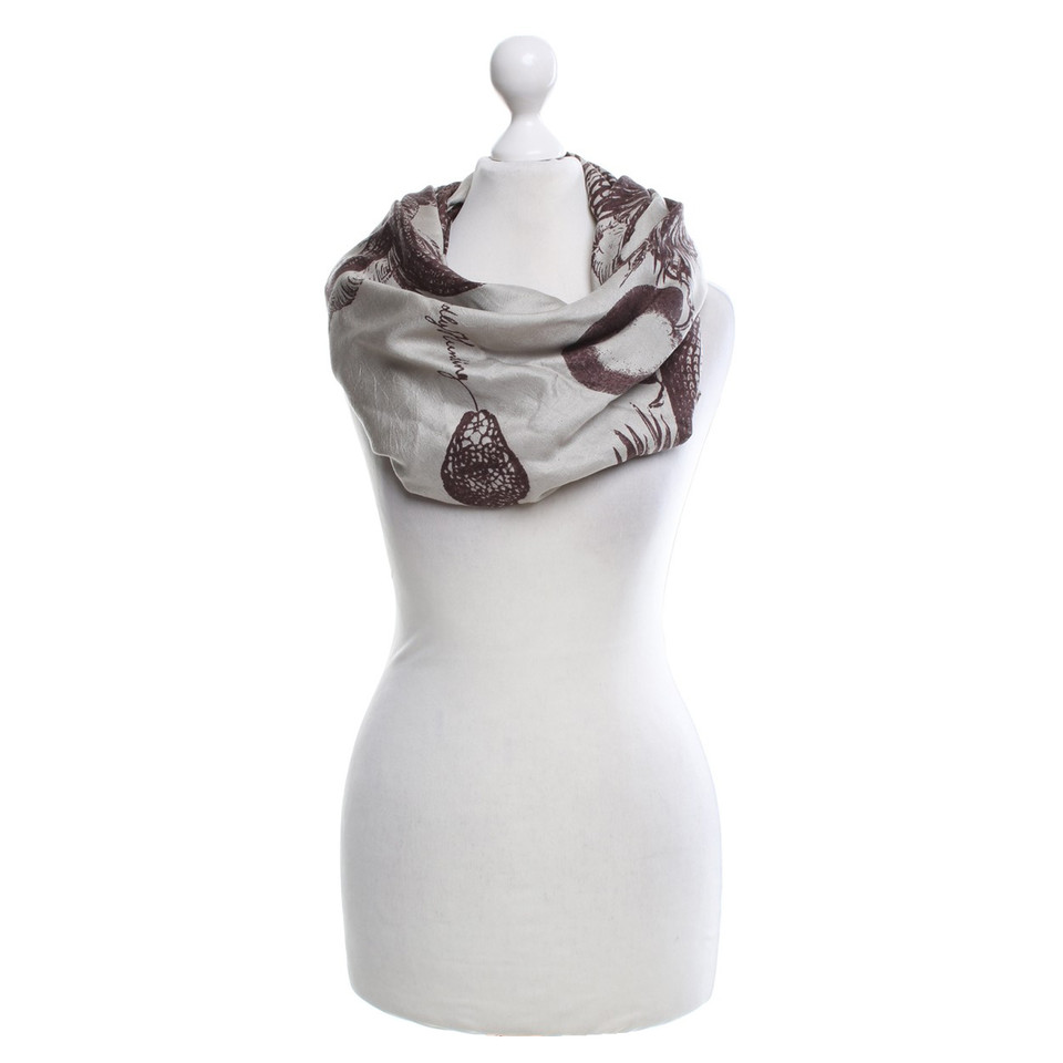 Friendly Hunting Silk scarf with pattern print
