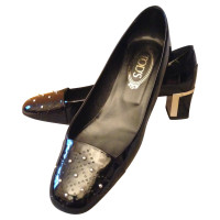Tod's pumps with rivets