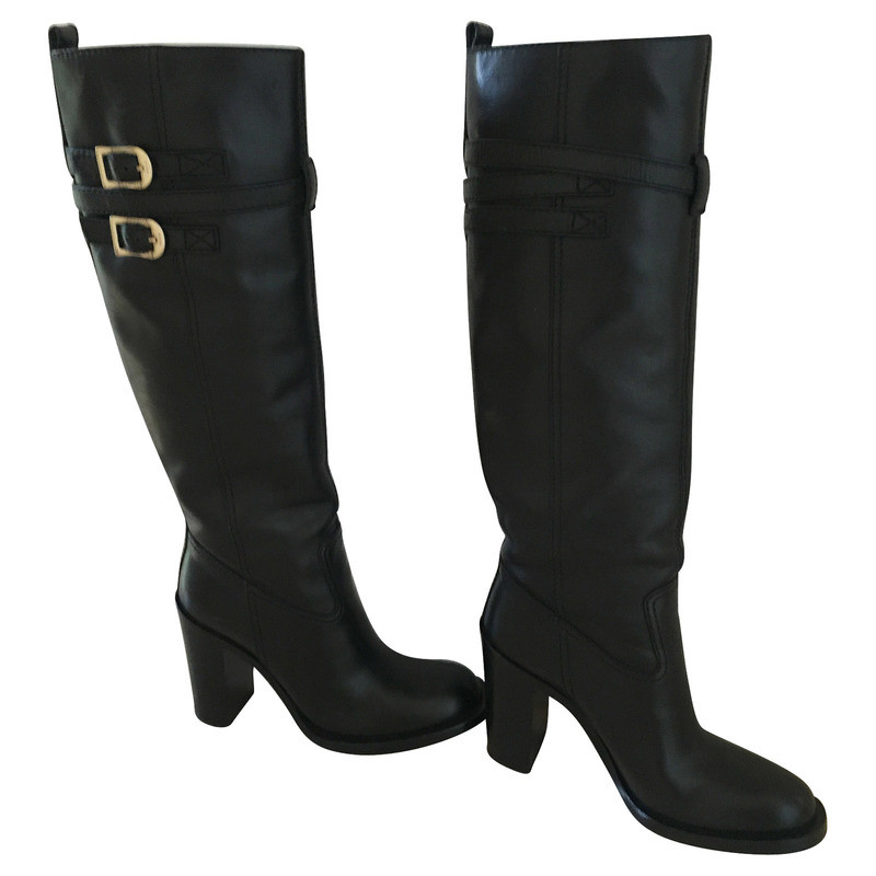 Gucci Black leather boots