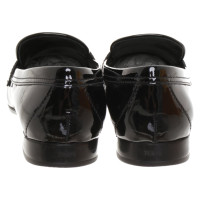 Tod's Slippers/Ballerina's Lakleer in Zwart