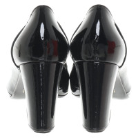 Hugo Boss pumps in patent leather