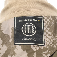 Blonde No8 Blazer in Beige