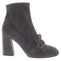 Stuart Weitzman Ankle Boots in Gray