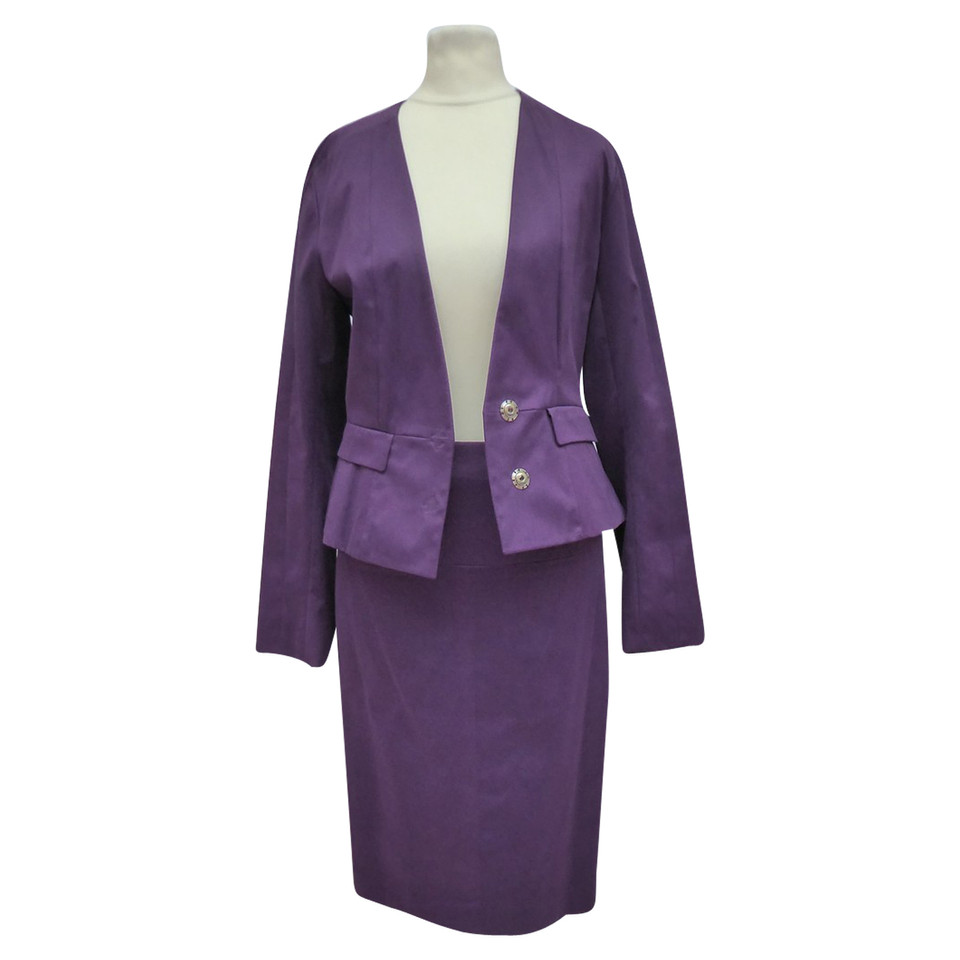 Christian Dior Costume in purple