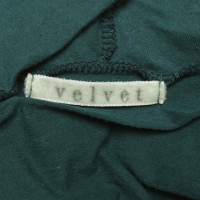 Velvet top in dark green