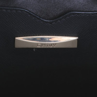 Dkny Handtasche aus schwarzem Leder mit champagnergoldenen Details