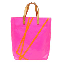 Louis Vuitton Reade MM aus Lackleder in Rosa / Pink