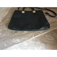 Versace Shoulder bag Leather in Black
