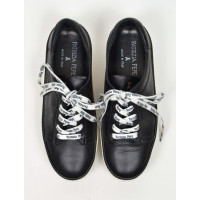 Patrizia Pepe Sneakers aus Leder in Schwarz