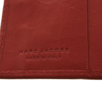 Marc Jacobs Täschchen/Portemonnaie aus Leder in Rot