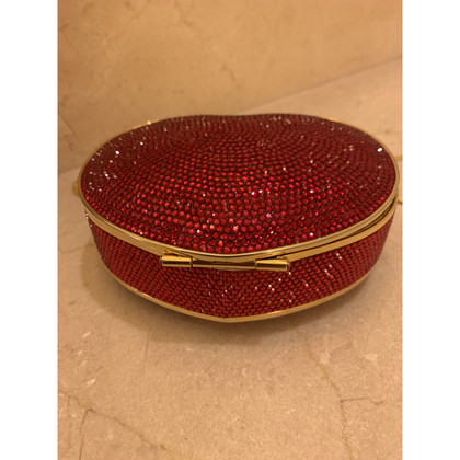 Judith Leiber Clutch in Rood