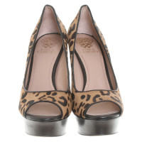 Vince Camuto Pumps/Peeptoes Leather