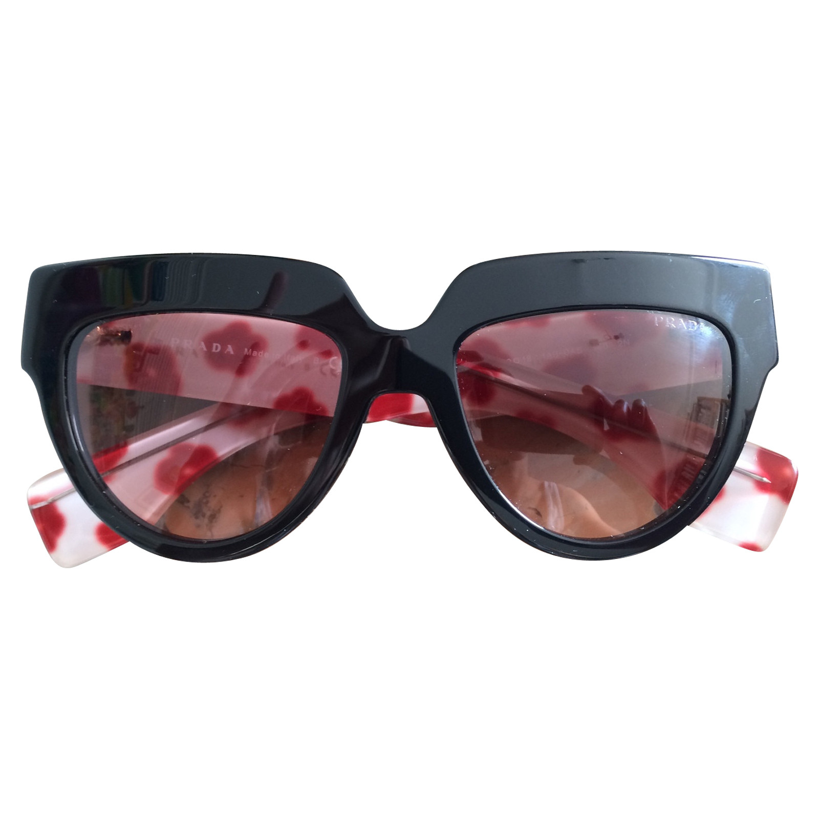 Prada Sonnenbrille in Schwarz - Second Hand Prada Sonnenbrille in Schwarz  gebraucht kaufen für 180€ (4357684)