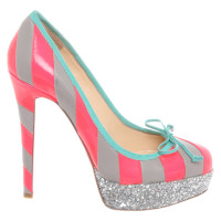 Christian Louboutin Pumps/Peeptoes Leer