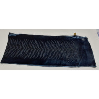 Blumarine Schal/Tuch aus Viskose in Blau