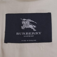Burberry Mantel in Creme
