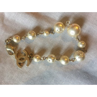 Chanel Armreif/Armband aus Perlen