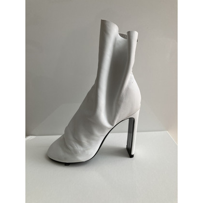 Nicholas Kirkwood Ankle boots Leather in White