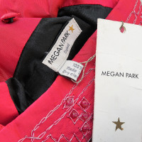 Megan Park Umhängetasche aus Seide in Rot