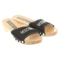 Moschino Sandalen mit Holzplateau