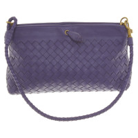 Bottega Veneta clutch in viola