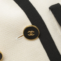 Chanel Blazer met dubbele rij knopen in beige / zwart