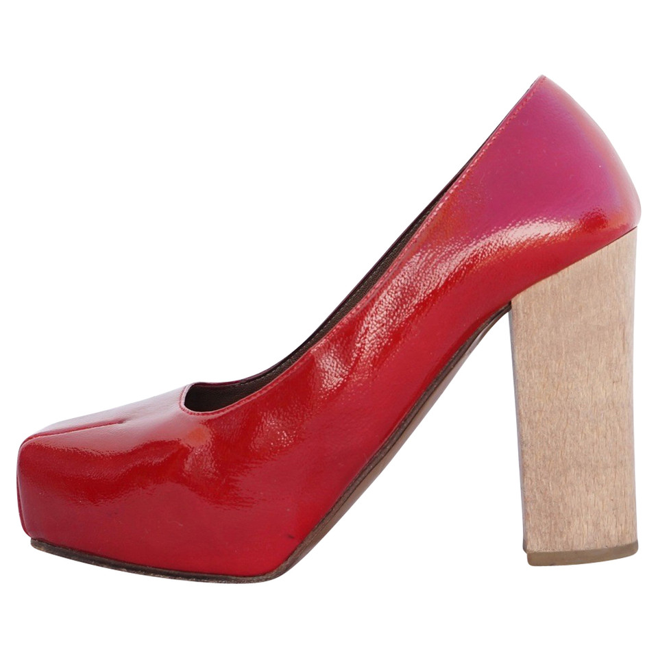 Marni Pumps/Peeptoes en Cuir verni en Rouge