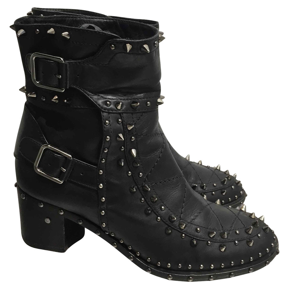 Laurence Dacade Bottines noires