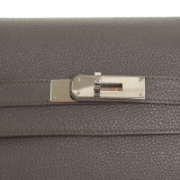 Hermès Kelly Bag 32 Leather in Grey