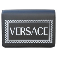 Versace Handtasche aus Leder in Schwarz