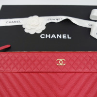 Chanel Clutch en Cuir en Rouge