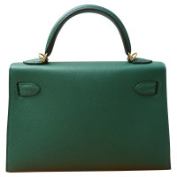 Hermès Kelly Bag 20 in Pelle in Verde