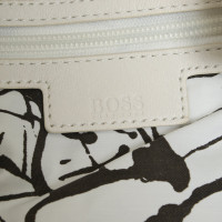 Hugo Boss Handtasche aus Leder in Creme