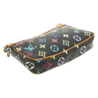 Louis Vuitton Clutch aus Canvas