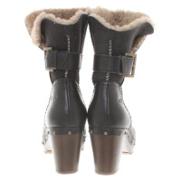 Ugg Australia Boots with lambskin lining