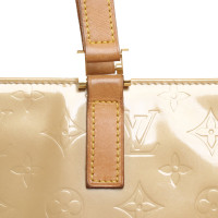 Louis Vuitton Handbag Patent leather in Beige