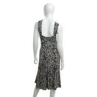 D. Exterior Dress with pattern