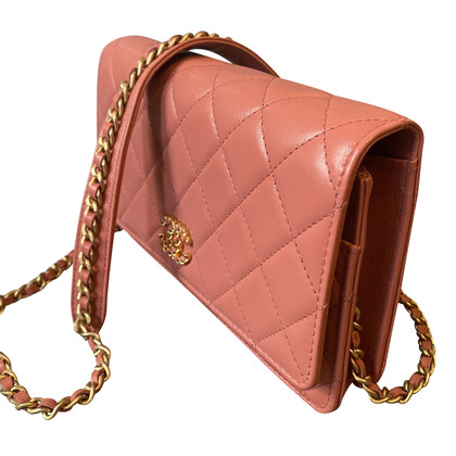 Chanel 19 Bag aus Leder in Rosa / Pink