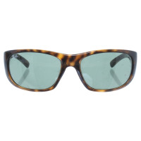 Ray Ban Sunglasses with tortoiseshell pattern