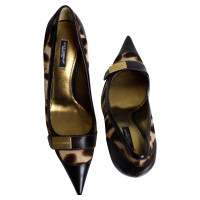 Dolce & Gabbana pumps with leopard pattern