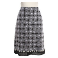 Elie Tahari skirt in black and white