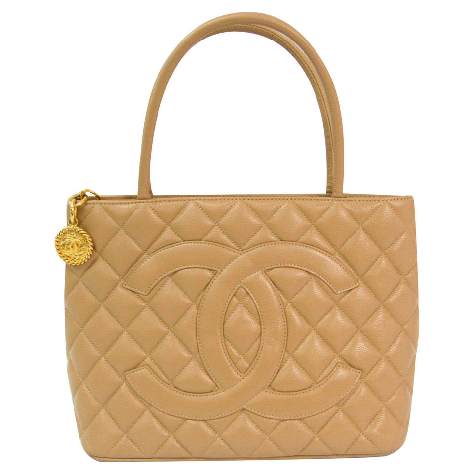 Chanel Medallion aus Leder in Beige