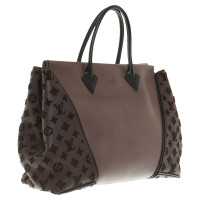 Louis Vuitton Handbag in brown